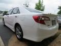 Super White - Camry SE Photo No. 2