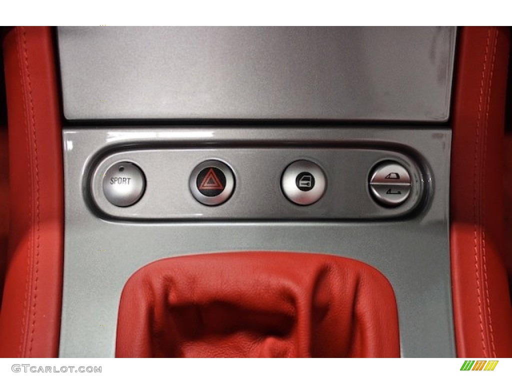 2000 BMW Z8 Roadster Controls Photo #81921625