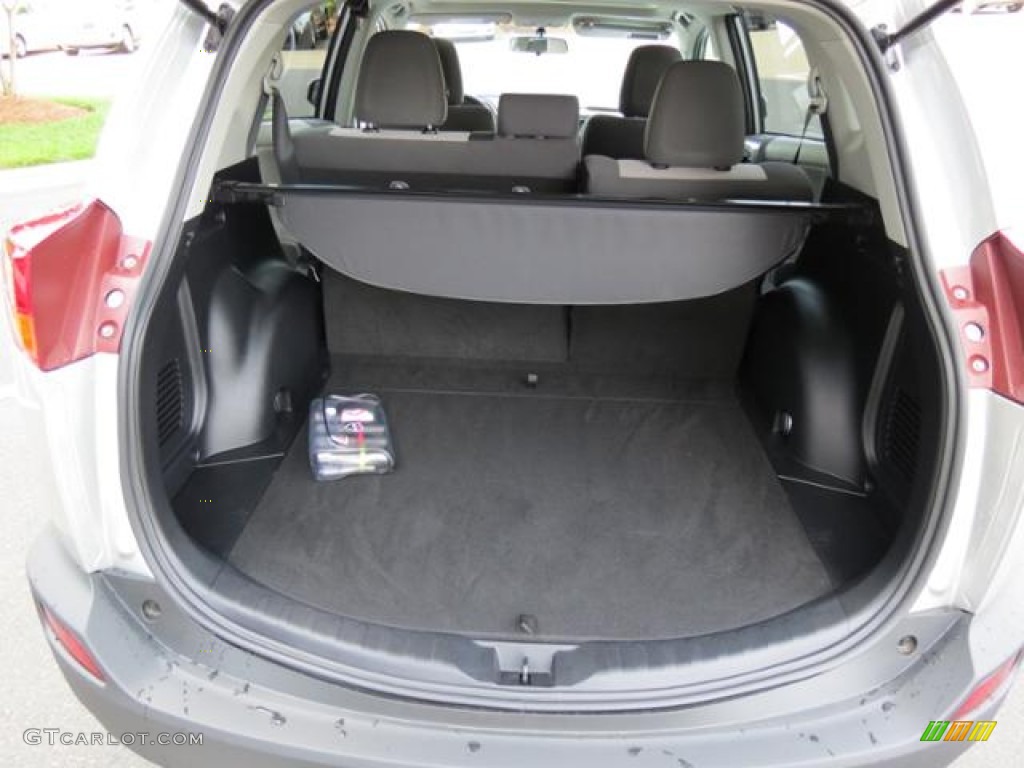 2013 Toyota RAV4 XLE AWD Trunk Photo #81922886