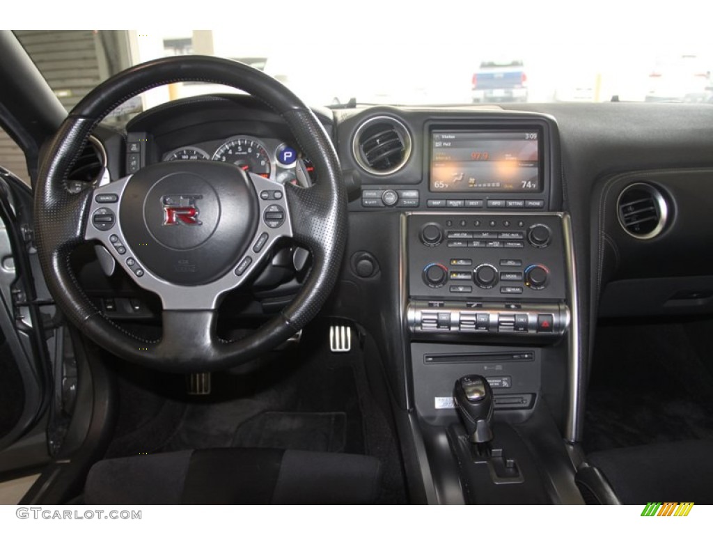 2010 Nissan GT-R Premium Black Dashboard Photo #81923797