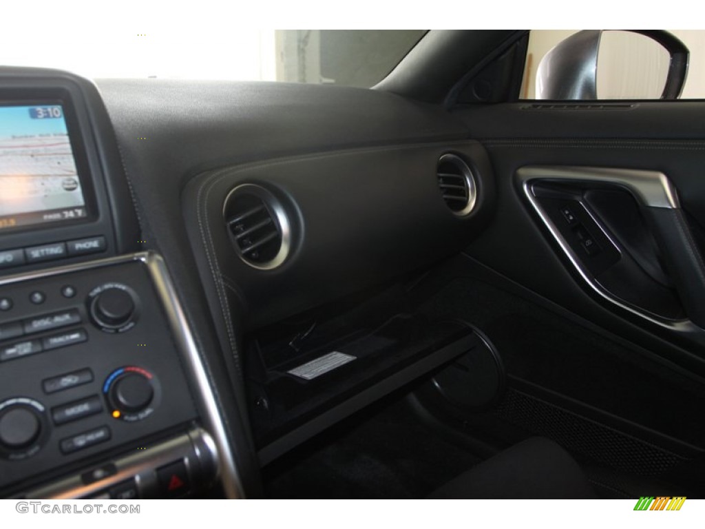 2010 GT-R Premium - Gun Metallic / Black photo #35
