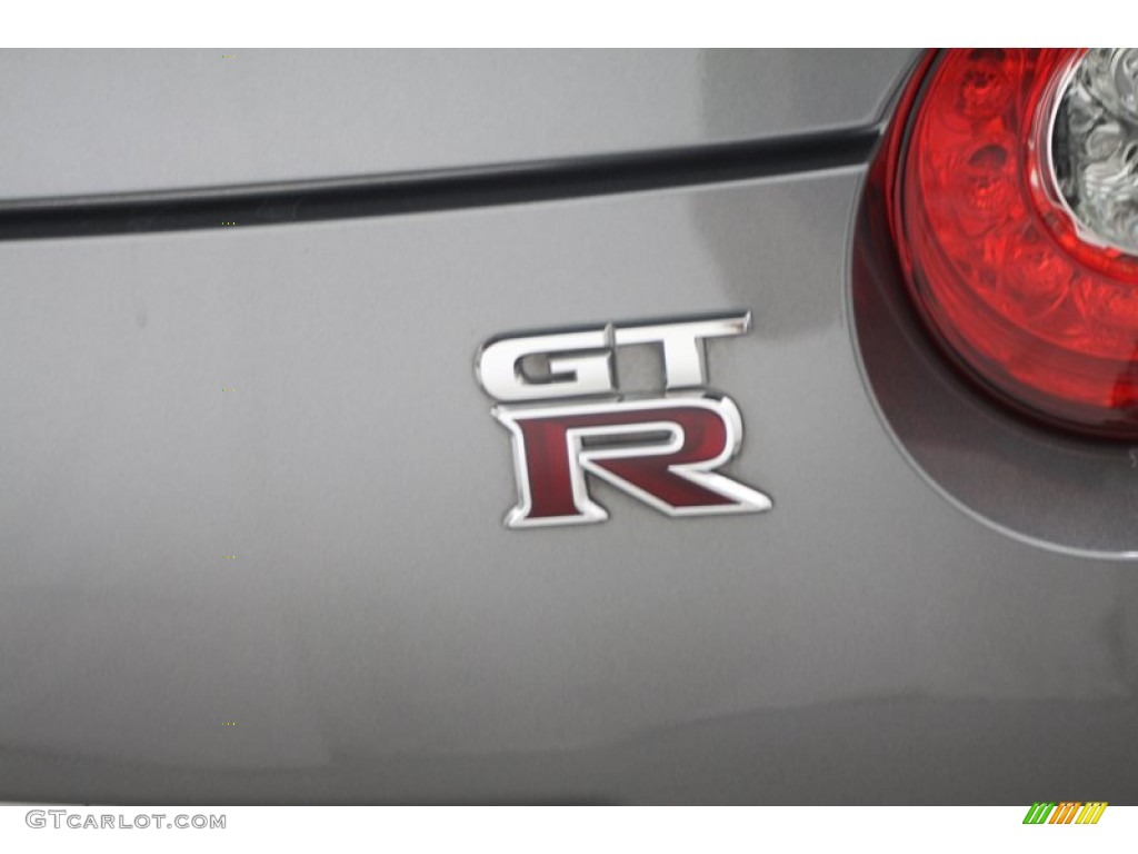 2010 GT-R Premium - Gun Metallic / Black photo #44