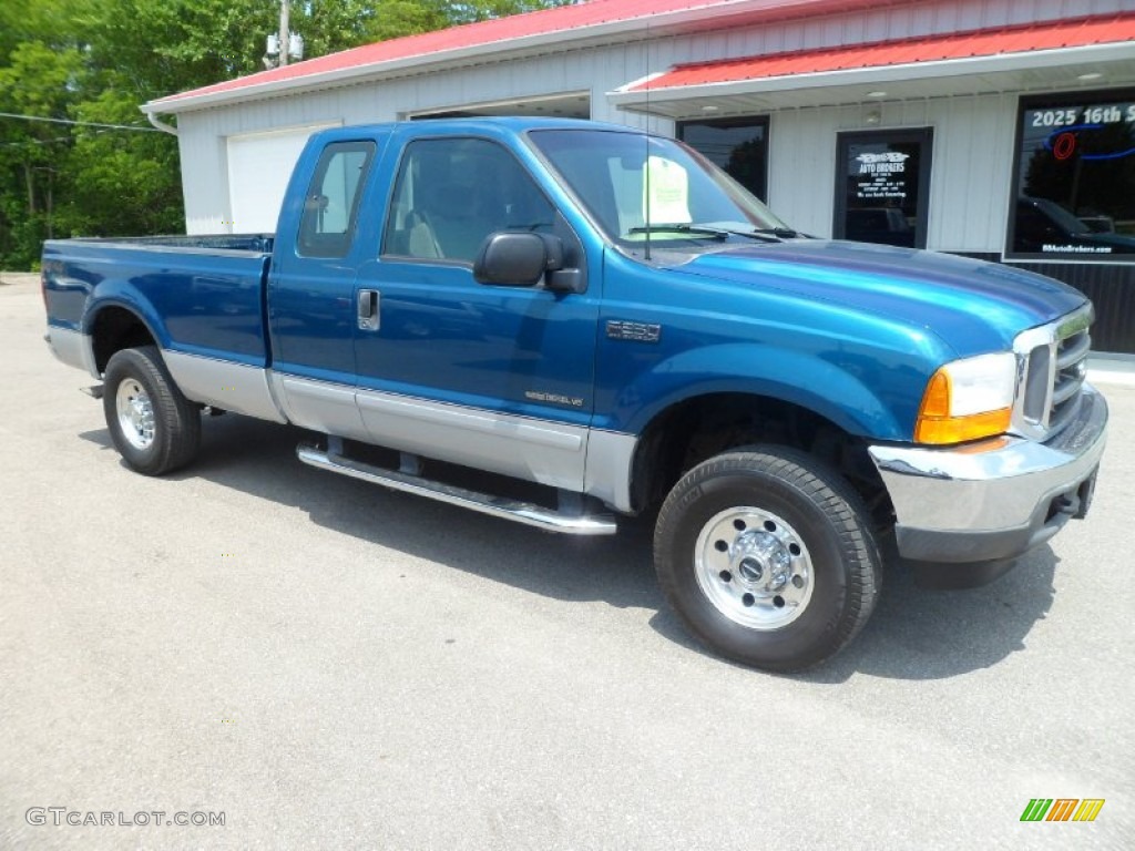 2001 F250 Super Duty XLT SuperCab 4x4 - Island Blue Metallic / Medium Graphite photo #7