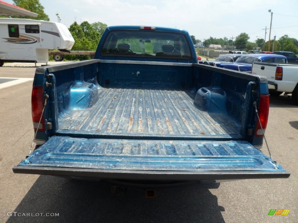 2001 F250 Super Duty XLT SuperCab 4x4 - Island Blue Metallic / Medium Graphite photo #16