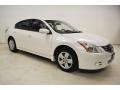 2010 Winter Frost White Nissan Altima 2.5  photo #2