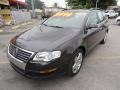 2008 United Gray Volkswagen Passat Komfort Wagon  photo #3