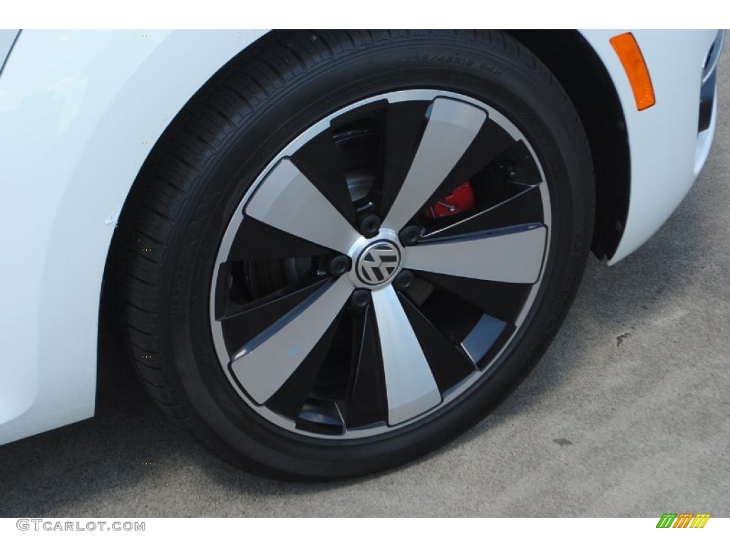 2013 Volkswagen Beetle Turbo Convertible Wheel Photo #81930514