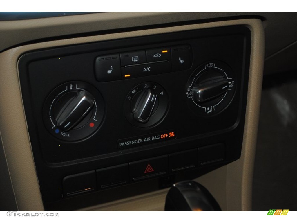 2013 Beetle 2.5L Convertible - Denim Blue / Beige photo #16