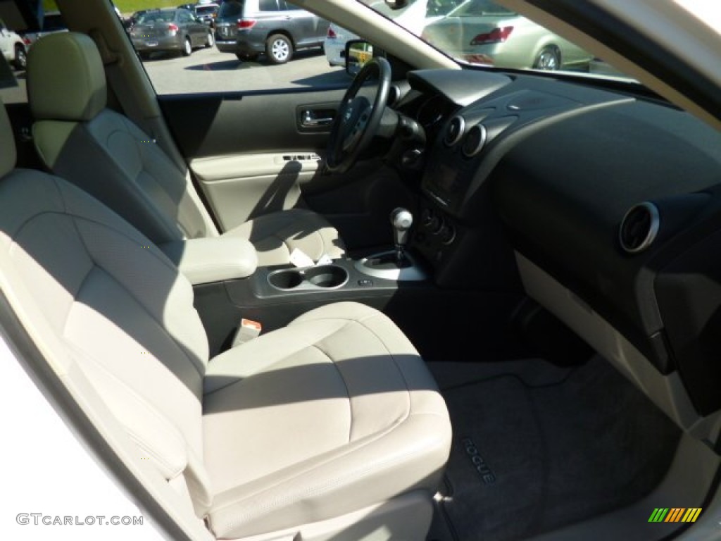 2011 Rogue SL AWD - Pearl White / Gray photo #6