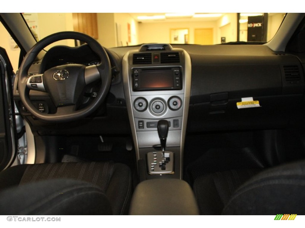 2013 Corolla S - Classic Silver Metallic / Dark Charcoal photo #7