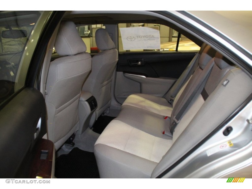 2013 Camry XLE - Classic Silver Metallic / Ash photo #7