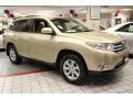 2013 Sandy Beach Metallic Toyota Highlander SE 4WD  photo #1