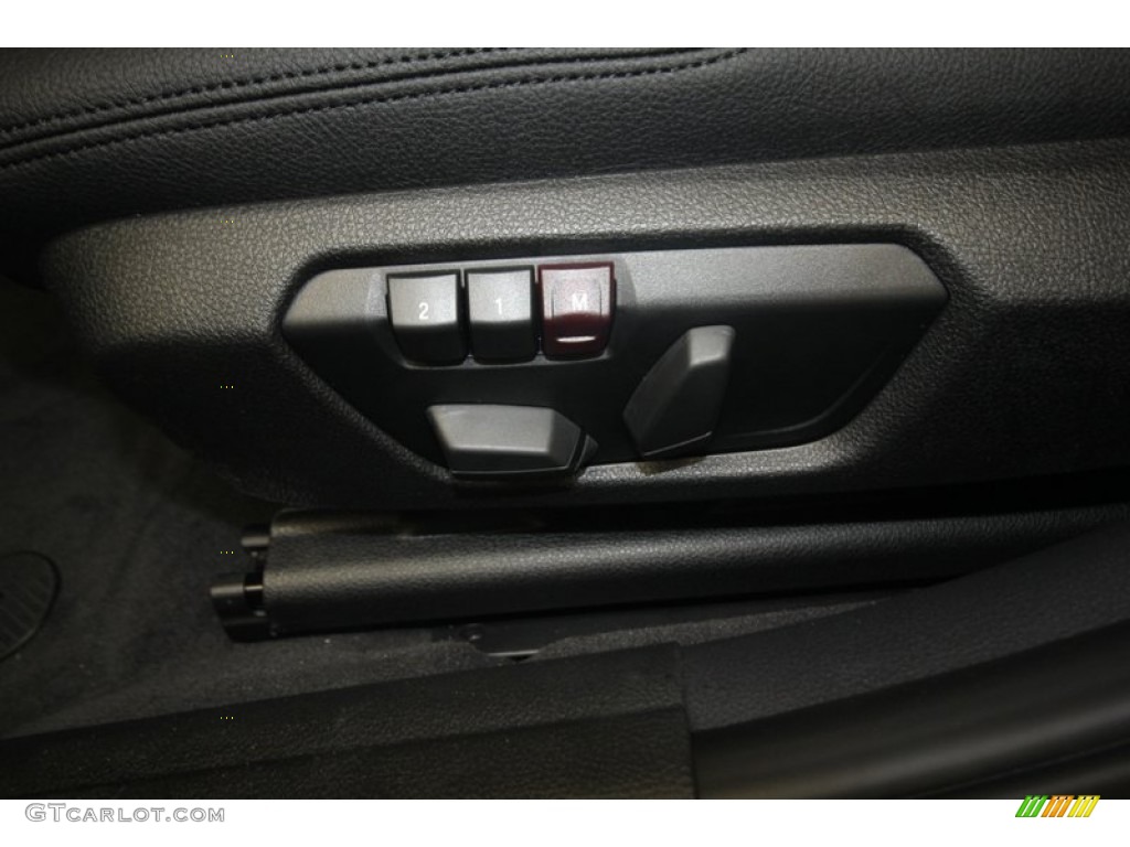 2013 3 Series 328i Sedan - Jet Black / Black photo #15