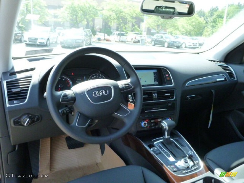 2013 Q5 2.0 TFSI quattro - Brilliant Black / Black photo #10