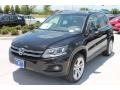 Deep Black Metallic - Tiguan SEL Photo No. 3