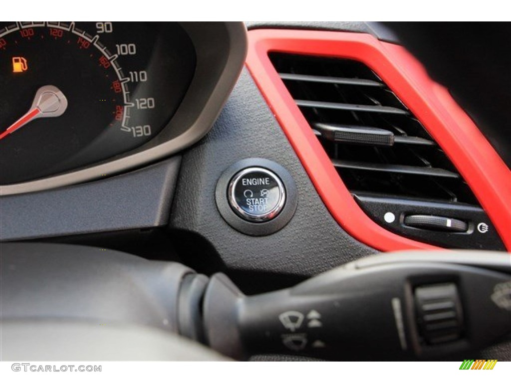 2012 Ford Fiesta SEL Sedan Controls Photo #81946522