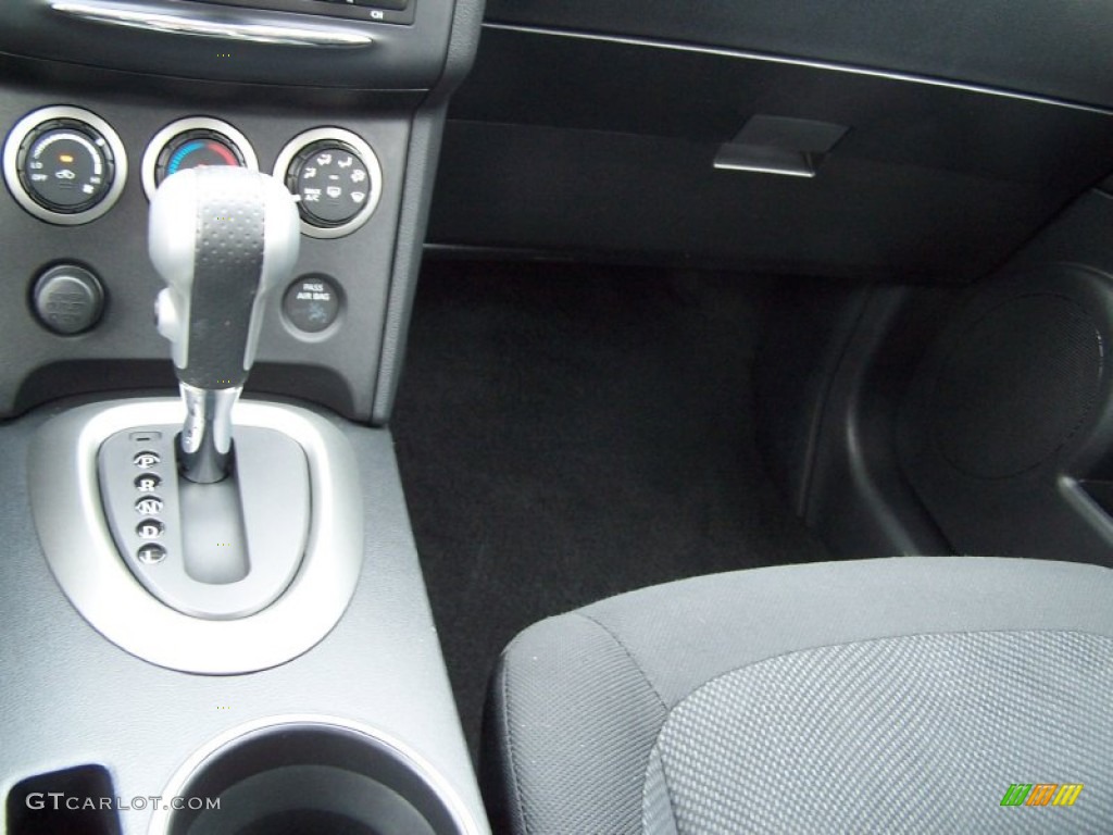 2011 Rogue S AWD - Pearl White / Gray photo #20