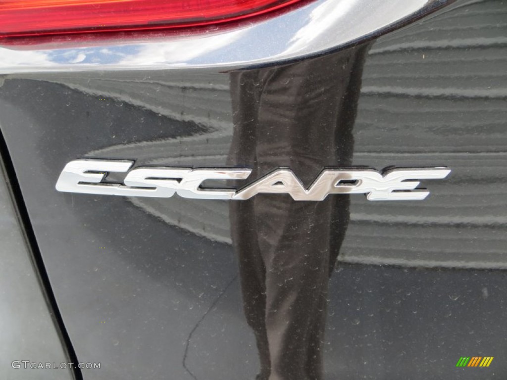 2013 Escape SE 1.6L EcoBoost - Tuxedo Black Metallic / Charcoal Black photo #12