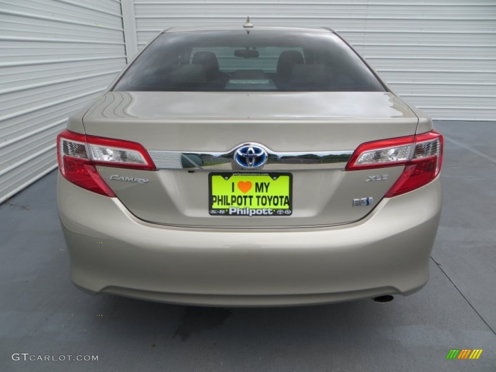 2013 Camry Hybrid XLE - Champagne Mica / Ivory photo #5