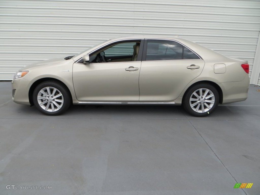 2013 Camry Hybrid XLE - Champagne Mica / Ivory photo #6