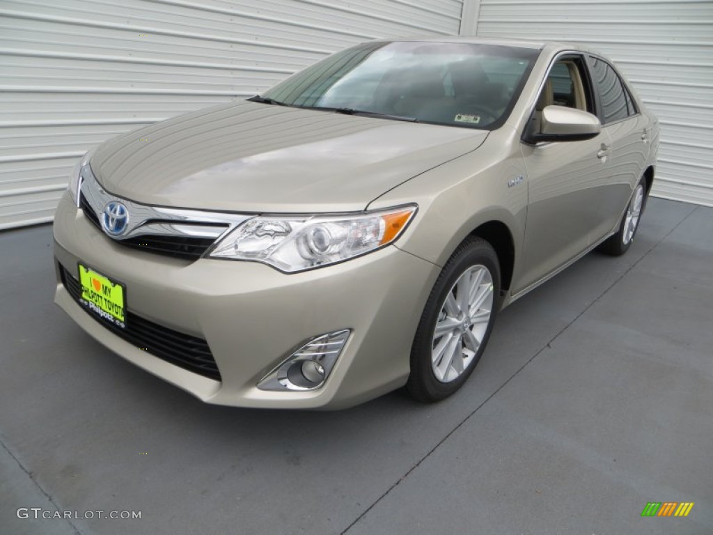 2013 Camry Hybrid XLE - Champagne Mica / Ivory photo #7