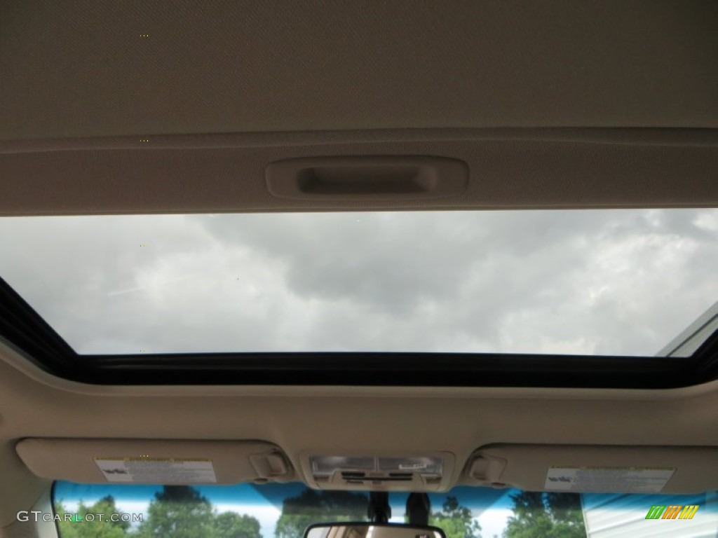 2013 Camry Hybrid XLE - Champagne Mica / Ivory photo #23