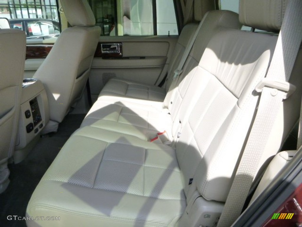 2011 Navigator 4x4 - Royal Red Metallic / Stone photo #15