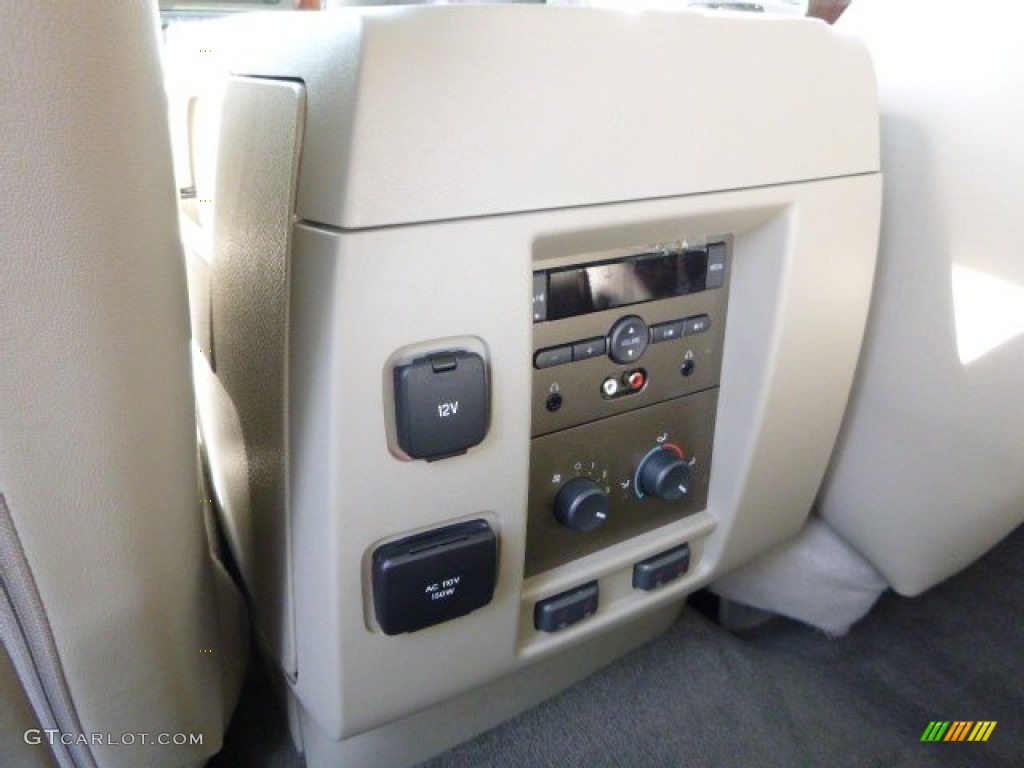2011 Navigator 4x4 - Royal Red Metallic / Stone photo #17