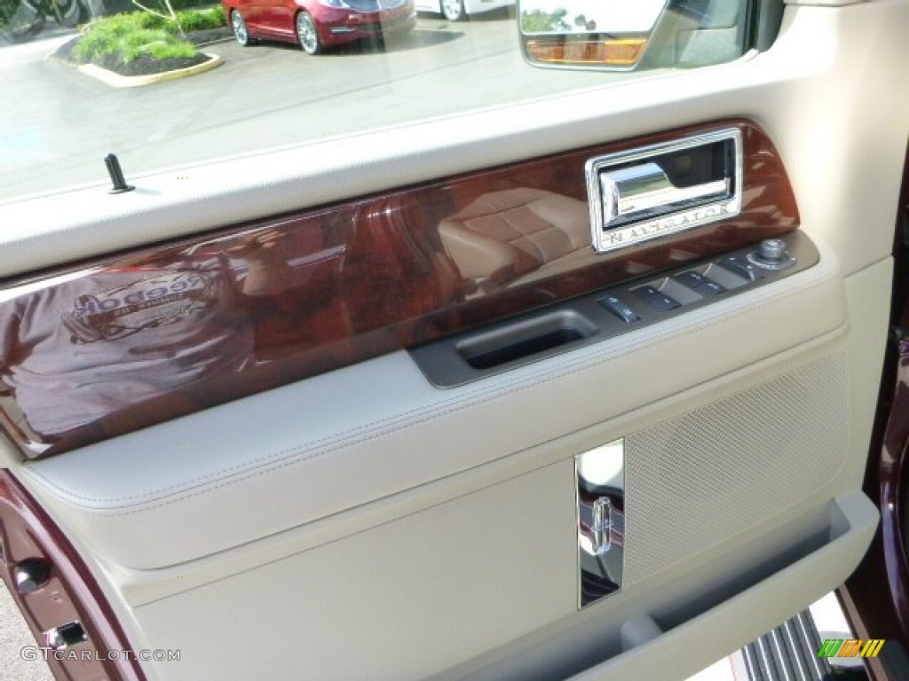 2011 Navigator 4x4 - Royal Red Metallic / Stone photo #18