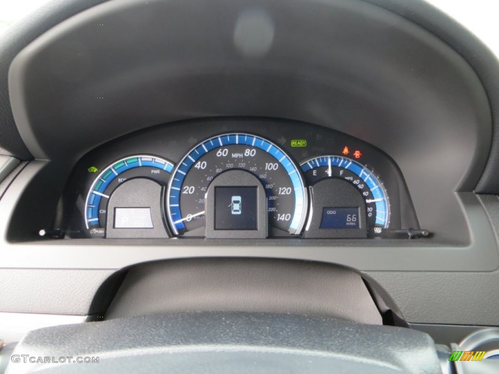 2013 Camry Hybrid XLE - Champagne Mica / Ivory photo #30