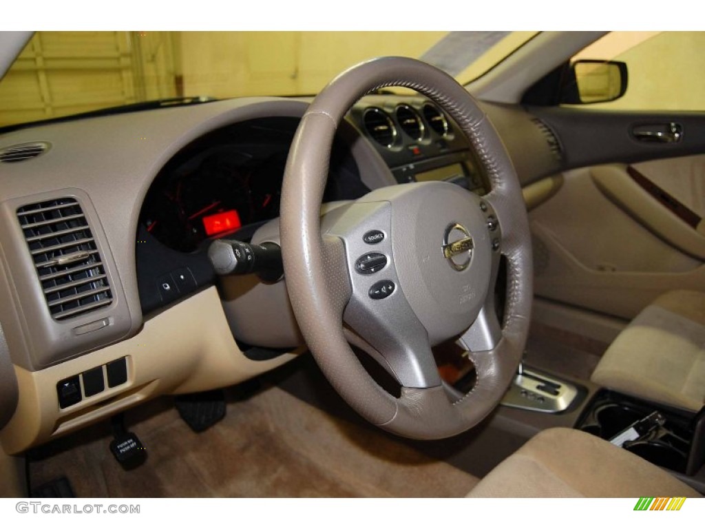 2009 Altima 2.5 S - Sonoran Sand Metallic / Blond photo #11