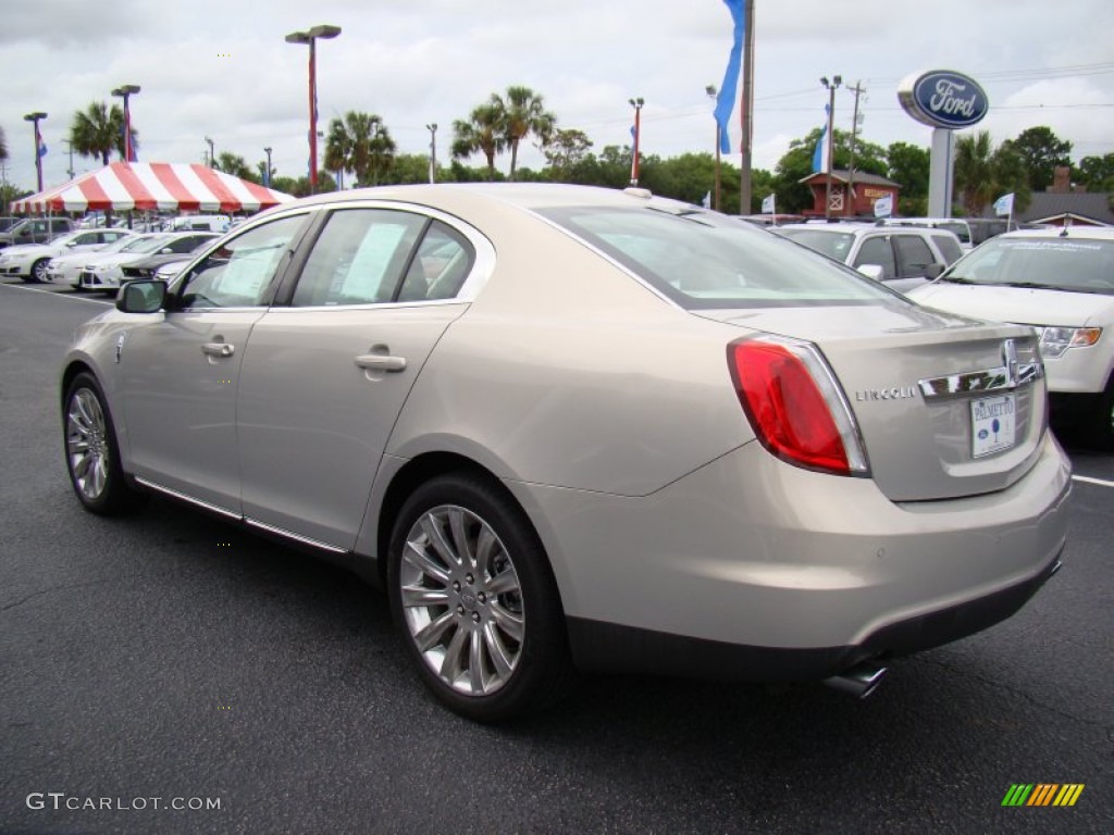 2009 MKS Sedan - Smokestone Metallic / Light Camel photo #6