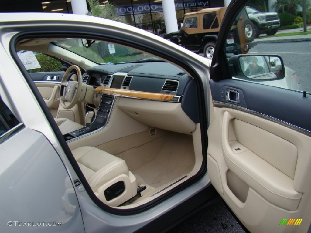 2009 MKS Sedan - Smokestone Metallic / Light Camel photo #12