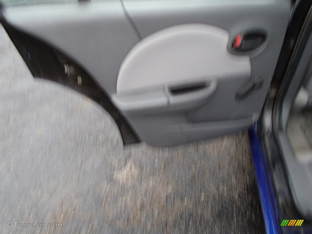 2006 ION 2 Sedan - Laser Blue / Gray photo #14