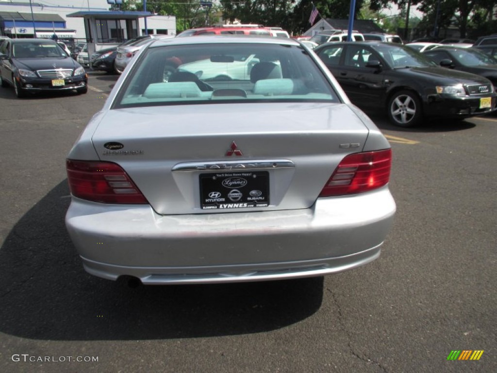 2000 Galant ES - Sterling Silver Metallic / Gray photo #4