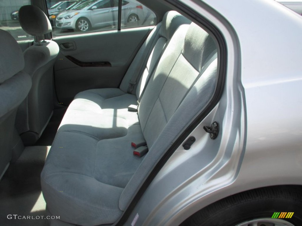 2000 Galant ES - Sterling Silver Metallic / Gray photo #8