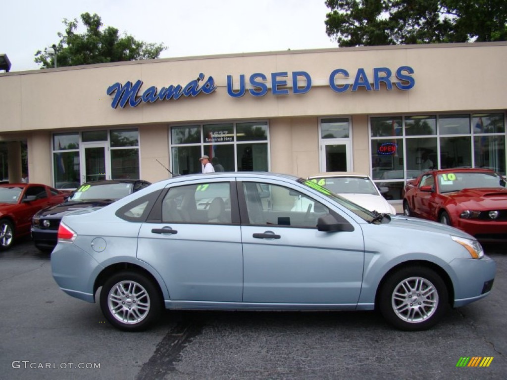 Light Ice Blue Metallic Ford Focus
