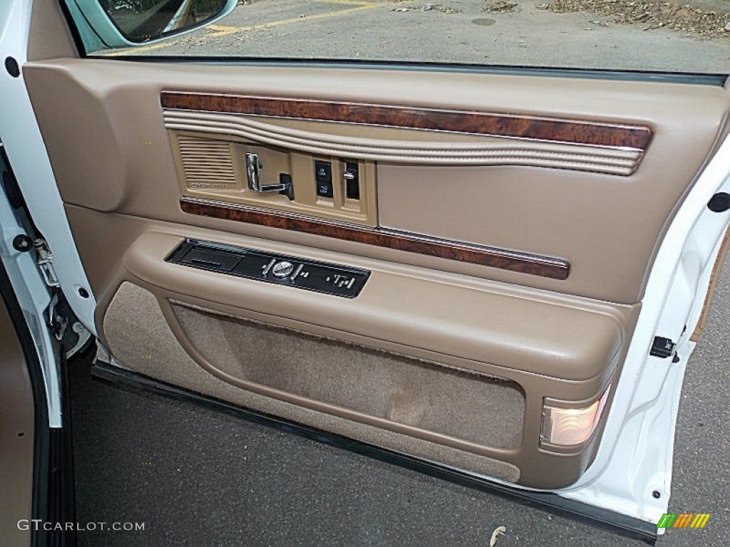 1996 Buick Roadmaster Estate Collectors Edition Wagon Beige Door Panel Photo #81962324