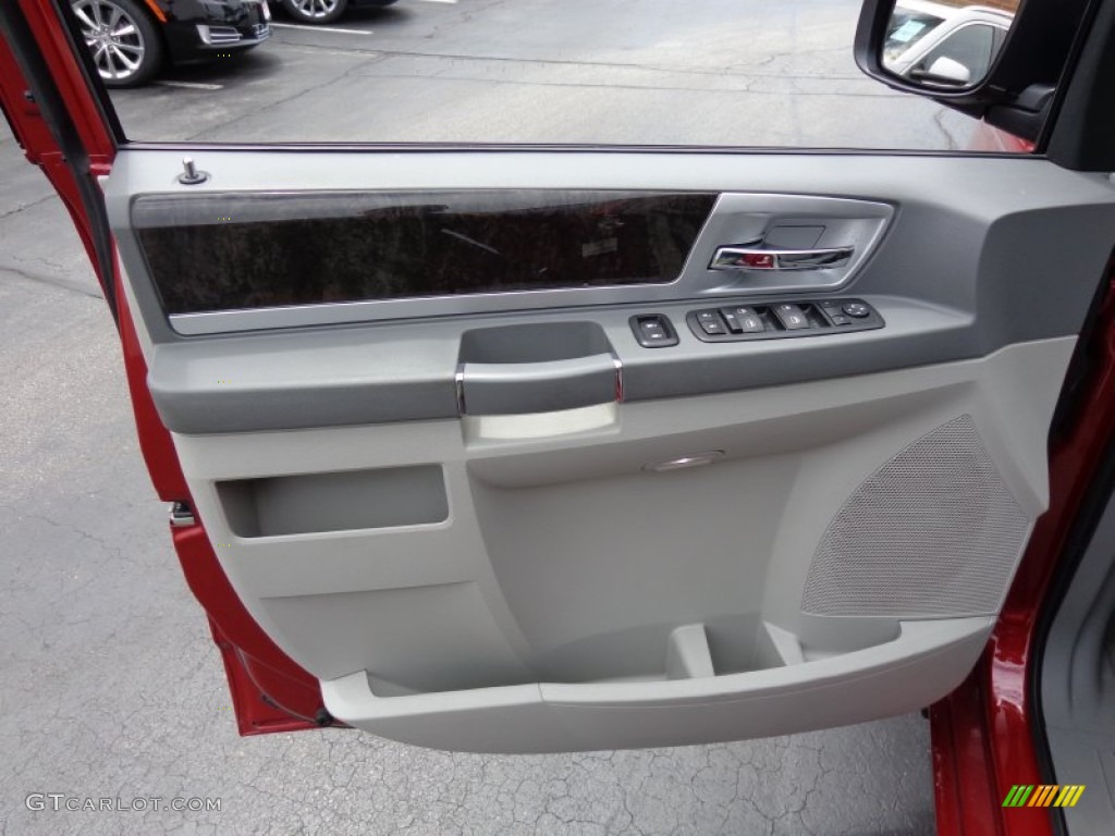 2010 Grand Caravan SXT - Deep Cherry Red Crystal Pearl / Medium Slate Gray/Light Shale photo #14