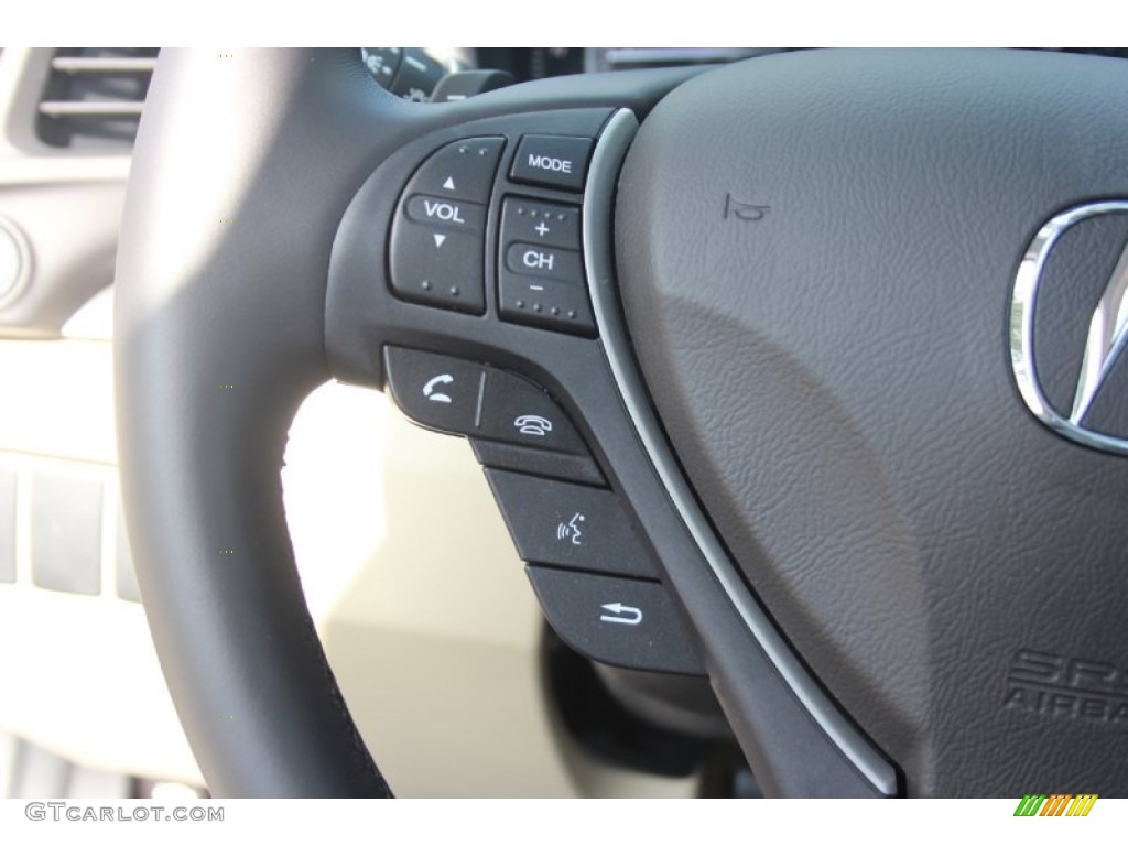 2014 Acura ILX 2.0L Premium Controls Photo #81965842
