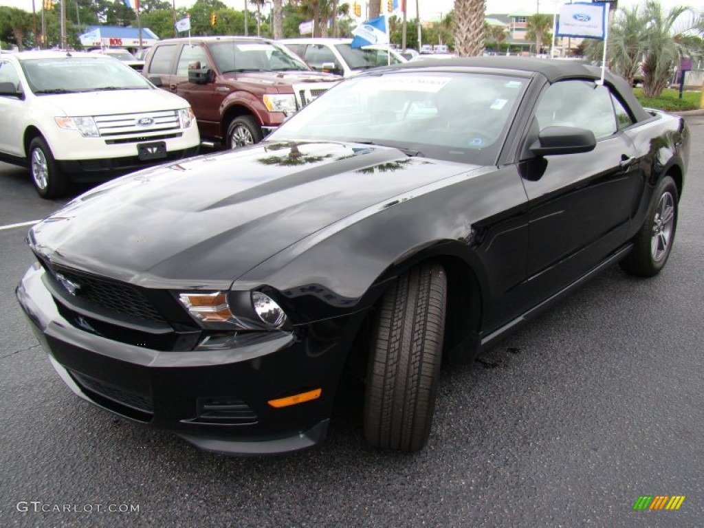 2011 Mustang V6 Premium Convertible - Ebony Black / Stone photo #26