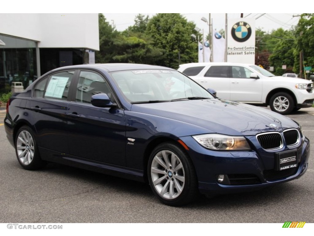 2011 3 Series 328i xDrive Sedan - Deep Sea Blue Metallic / Black photo #3