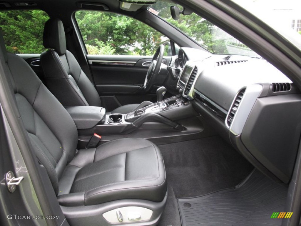 Black Interior 2013 Porsche Cayenne Standard Cayenne Model Photo #81972464