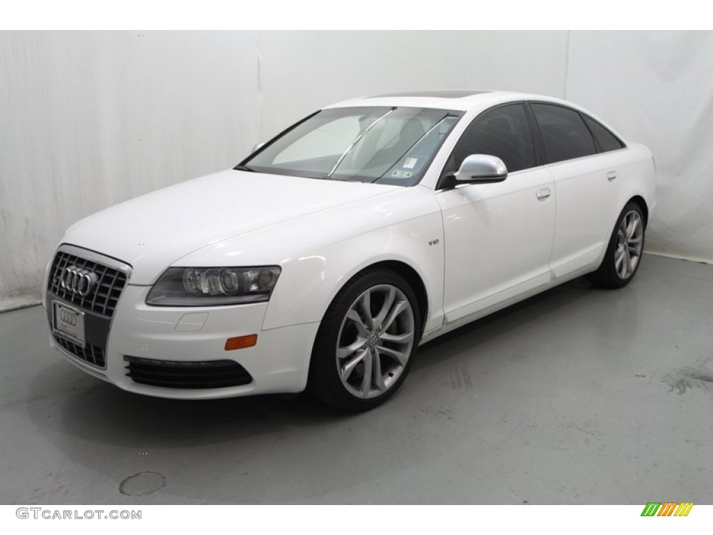 2011 Audi S6 5.2 FSI quattro Sedan Exterior Photos