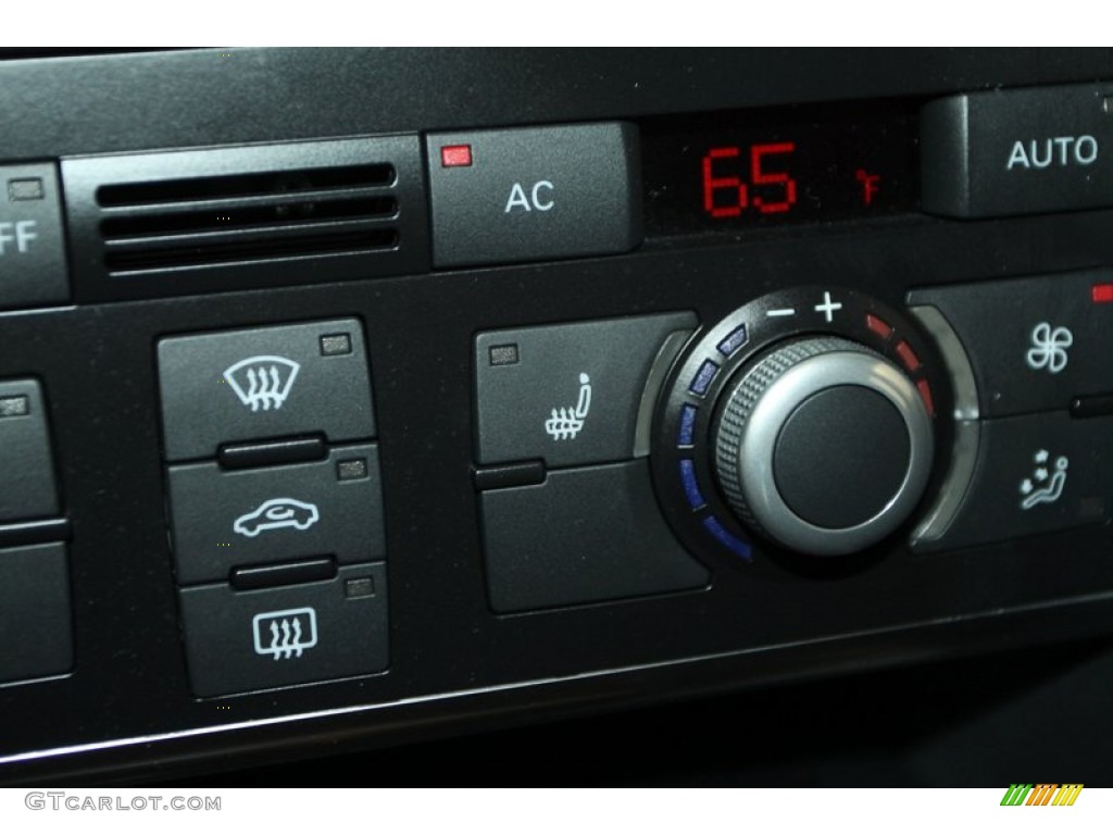 2011 Audi S6 5.2 FSI quattro Sedan Controls Photo #81973664