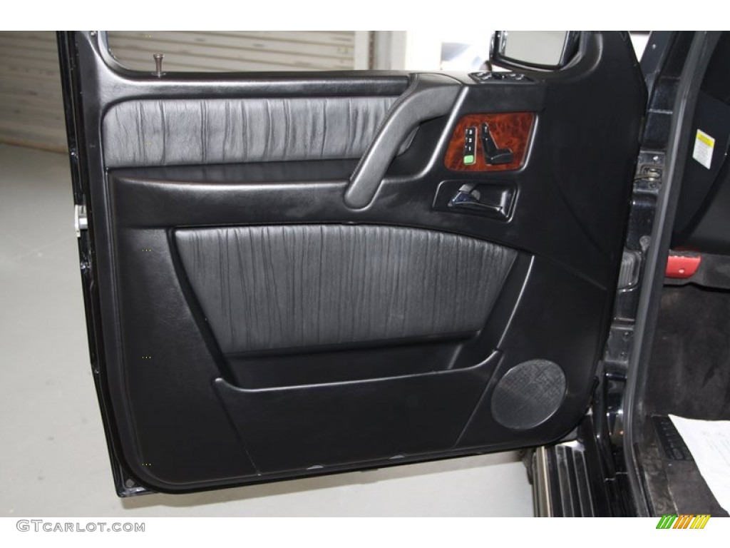 2007 Mercedes-Benz G 500 Black Door Panel Photo #81978595