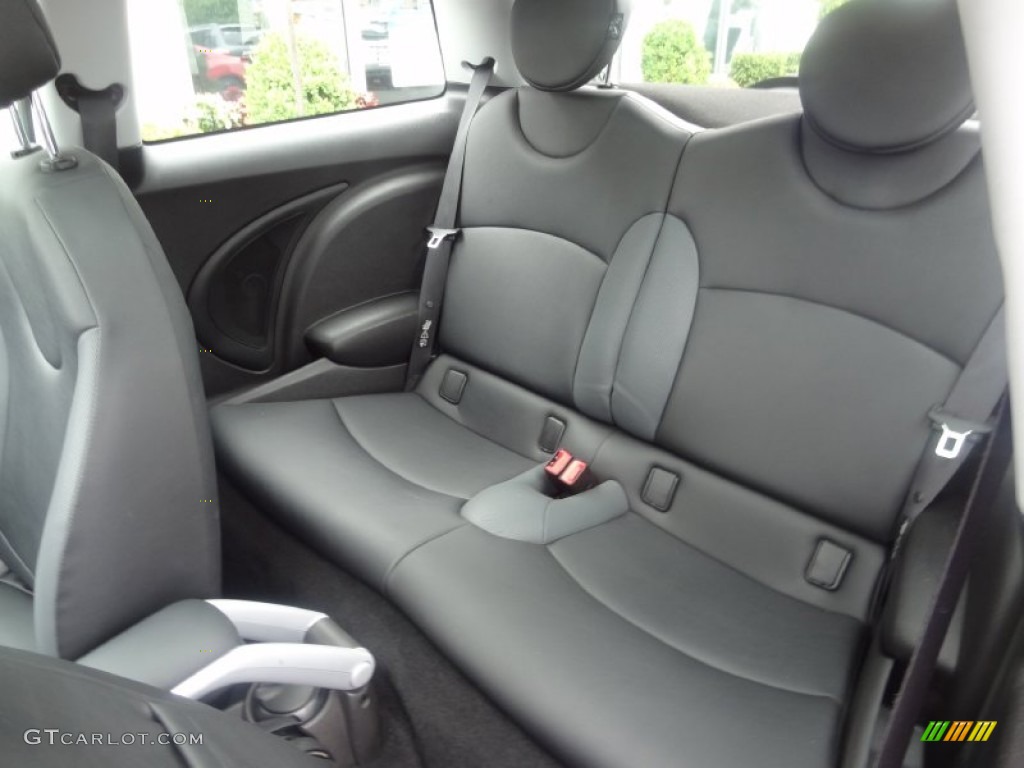 2007 Cooper Hardtop - Nightfire Red Metallic / Grey/Carbon Black photo #19