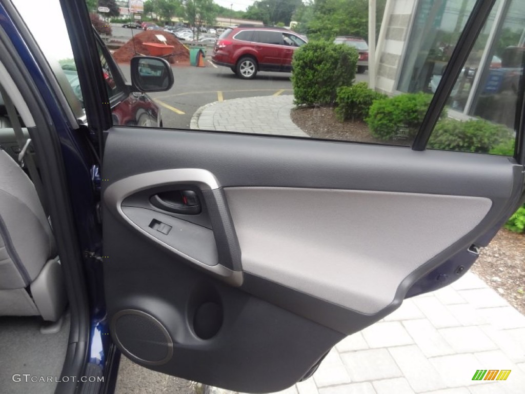 2006 RAV4 4WD - Nautical Blue Metallic / Ash photo #22