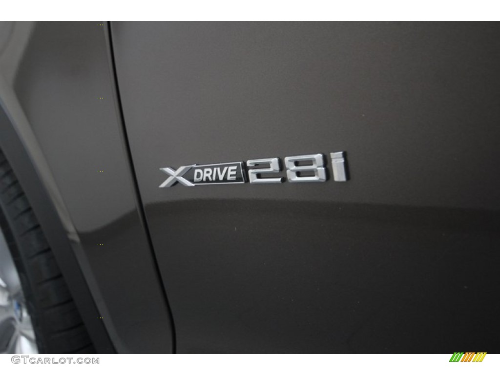 2014 BMW X3 xDrive28i Marks and Logos Photos