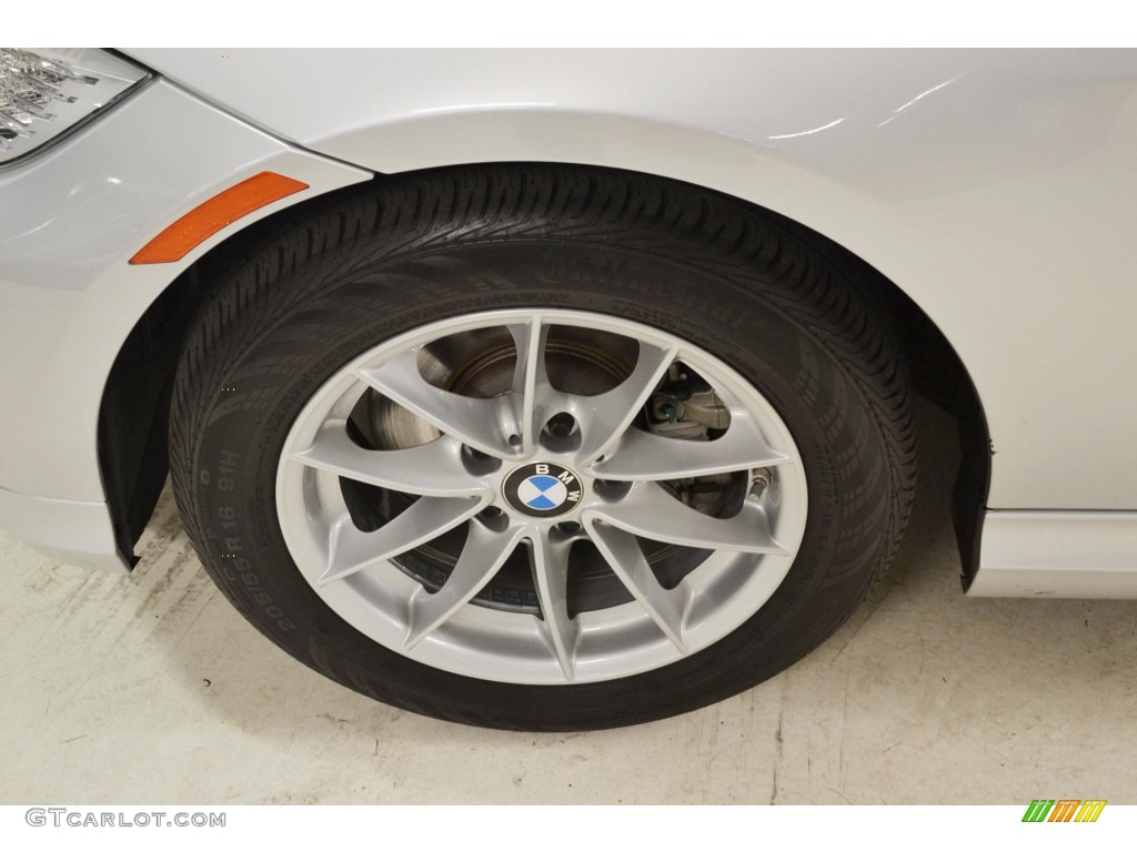 2010 BMW 3 Series 328i Sedan Wheel Photo #81986430